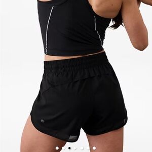 Athleta Mesh Racer Run Short 4” – Black – Size M